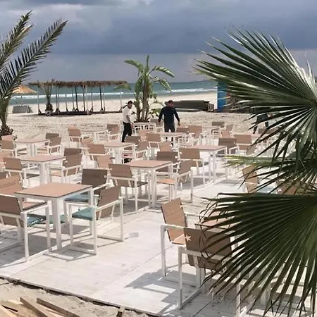 아파트 Holiday Beach Apartments-Mamaia Nord Năvodari